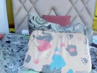 arianaSpate's Live Sex Cam Show