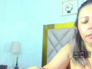 arianaSpate's Live Sex Cam Show