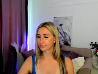 HappySmileee's Live Sex Cam Show