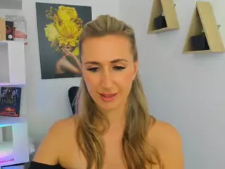HappySmileee's Live Sex Cam Show