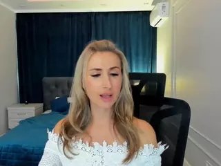 HappySmileee's Live Sex Cam Show