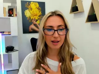 HappySmileee's Live Sex Cam Show
