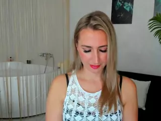 HappySmileee's Live Sex Cam Show