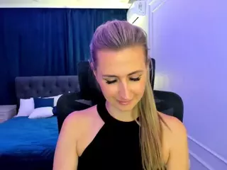 HappySmileee's Live Sex Cam Show