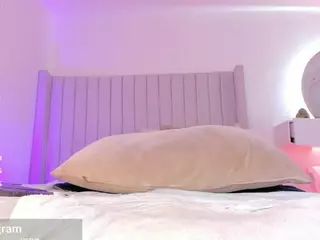 Shelynna🦋's Live Sex Cam Show