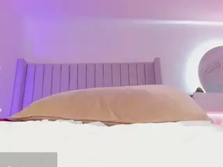 Shelynna🦋's Live Sex Cam Show