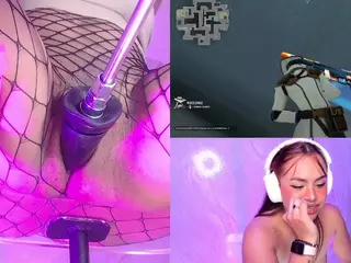 AliceRoys's Live Sex Cam Show