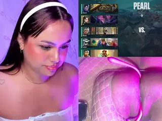 AliceRoys's Live Sex Cam Show