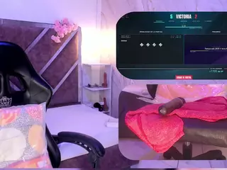 AliceRoys's Live Sex Cam Show