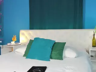 Eva-LewisValley's Live Sex Cam Show