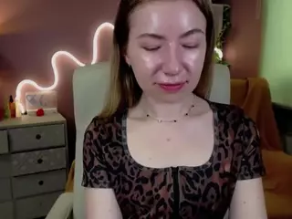 MiaxLust's Live Sex Cam Show