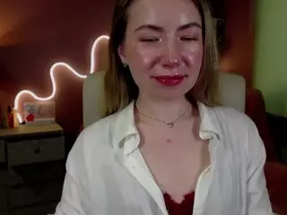 MiaxLust's Live Sex Cam Show