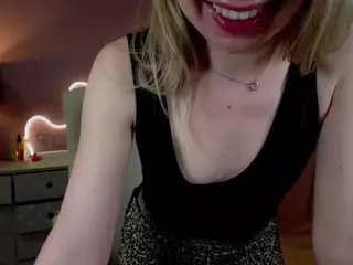 MiaxLust's Live Sex Cam Show