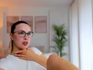 YourGoddessRoxana's Live Sex Cam Show