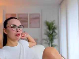 YourGoddessRoxana's Live Sex Cam Show