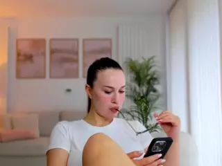 YourGoddessRoxana's Live Sex Cam Show