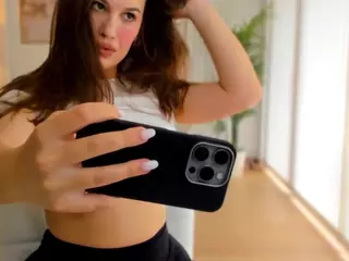 YourGoddessRoxana's Live Sex Cam Show