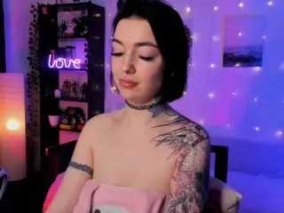 AllieMagic's Live Sex Cam Show