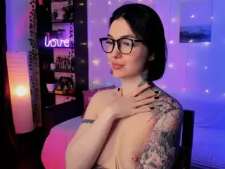 AllieMagic's Live Sex Cam Show