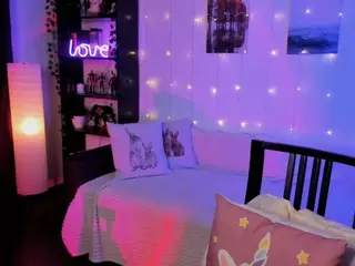 AllieMagic's Live Sex Cam Show