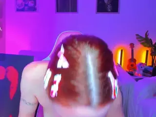 AlyssiaWonder's Live Sex Cam Show