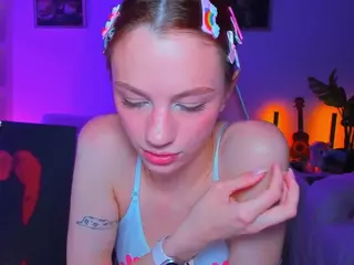 AlyssiaWonder's Live Sex Cam Show