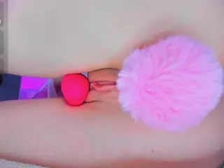 AlyssiaWonder's Live Sex Cam Show