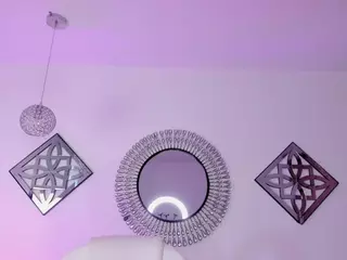 amelie-jhons's Live Sex Cam Show