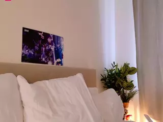 Mermaid Emily's Live Sex Cam Show
