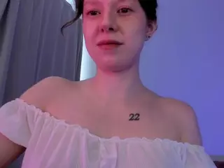 Viktoria-Ingram's Live Sex Cam Show