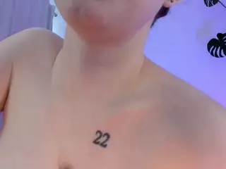 Viktoria-Ingram's Live Sex Cam Show