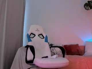 Viktoria-Ingram's Live Sex Cam Show