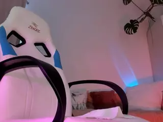 Viktoria-Ingram's Live Sex Cam Show