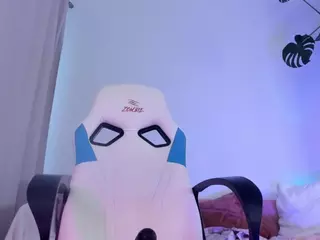 Viktoria-Ingram's Live Sex Cam Show