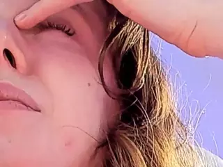 Viktoria-Ingram's Live Sex Cam Show