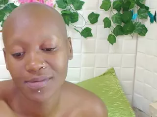 EbonyOlive69's Live Sex Cam Show