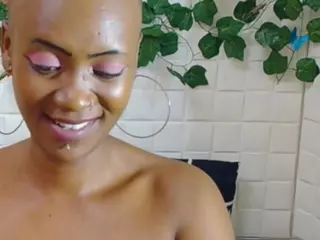 EbonyOlive69's Live Sex Cam Show