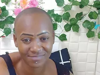 EbonyOlive69's Live Sex Cam Show