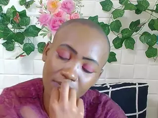 EbonyOlive69's Live Sex Cam Show