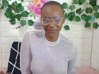 EbonyOlive69's Live Sex Cam Show