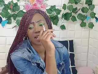 EbonyOlive69's Live Sex Cam Show