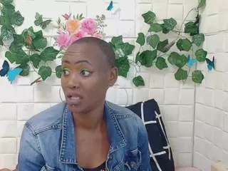 EbonyOlive69's Live Sex Cam Show