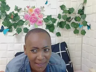 EbonyOlive69's Live Sex Cam Show