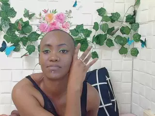 EbonyOlive69's Live Sex Cam Show