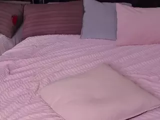 EvaPeachh's Live Sex Cam Show