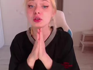 KatieMelone's Live Sex Cam Show