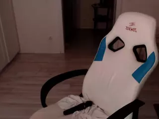 KatieMelone's Live Sex Cam Show