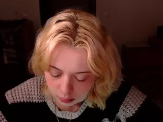 KatieMelone's Live Sex Cam Show