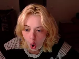 KatieMelone's Live Sex Cam Show