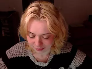 KatieMelone's Live Sex Cam Show
